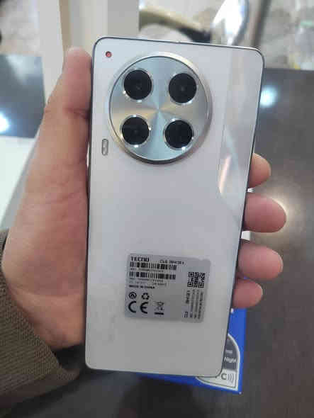 السلام عليكم جهاز تكنو كامون 30 ذاكره 256 رام 16 8 +8 مستخدم وحيل نضيف نضافته 95 بل 100 / كارتون وشاحنته الاصليه موجوده السعر 155 الف مكاني جانب الأيمن حي 17 تموز ***********
***********
