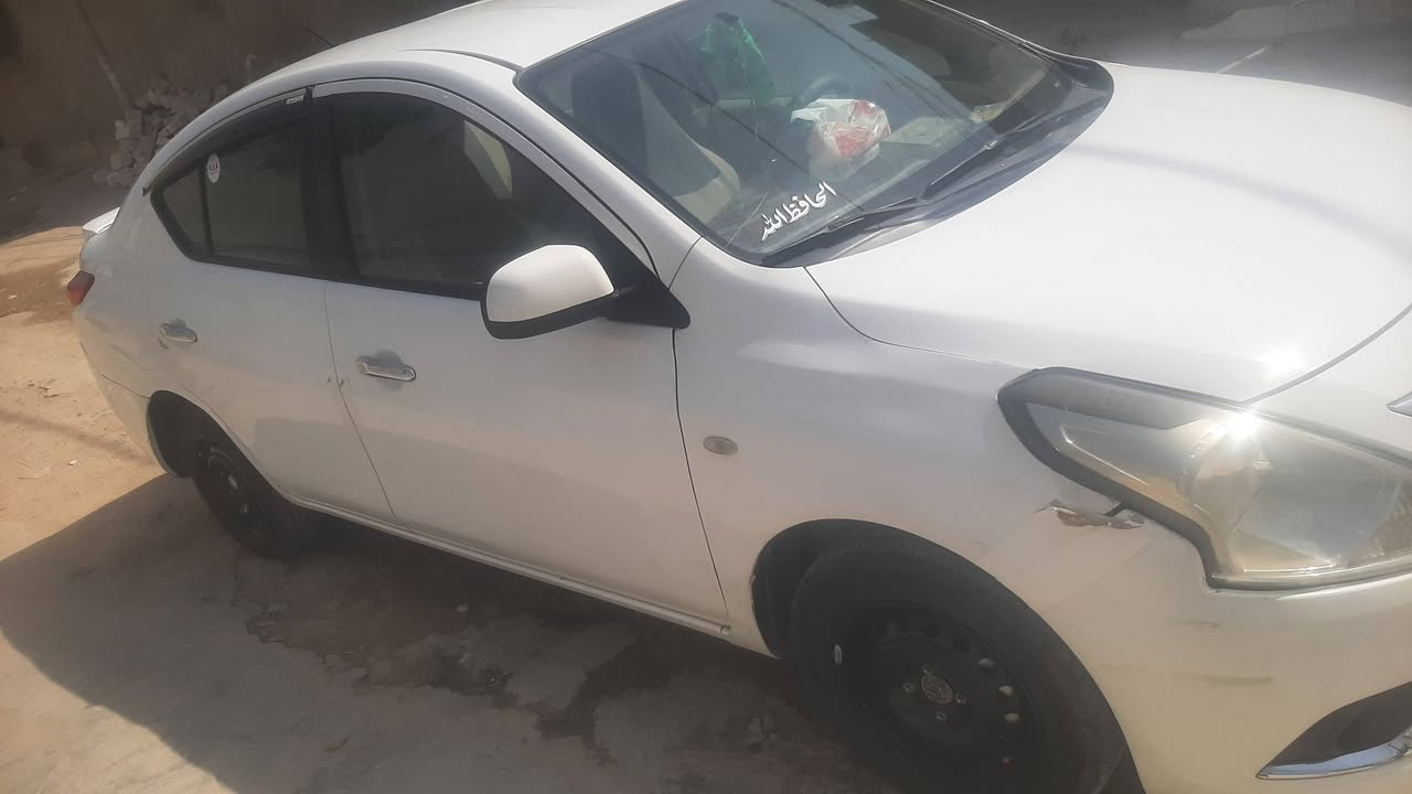 نسيان هندي مديل ٢٠
ماشية ١٤١ 
بأسم شركة ،تبريد ثلج ،مانع انزلاق جاهزة سيارة
السعر خاص 
***********
