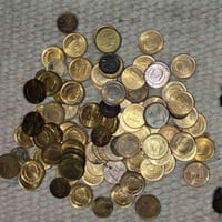 عملات أجنبية • ١٤٨٥ قطعة