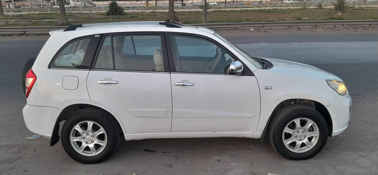 السلام عليكم
للبيع تيكو . موديل ٢٠١٣ . رقم بغداد انكليزي سنوية جديدة .
كير ومكينة مكفولات بلاديات . مكفولة كفاله عامة من الحادث . بيها صبغ باب السايق بدون حادث . تبريد شغال . شاشة أندرويد  
صدر نضيف . ما ناقصها شي . السعر ٥٥$ وبيها مجال حك الجية 
العنوان بغداد الجديدة 
***********
