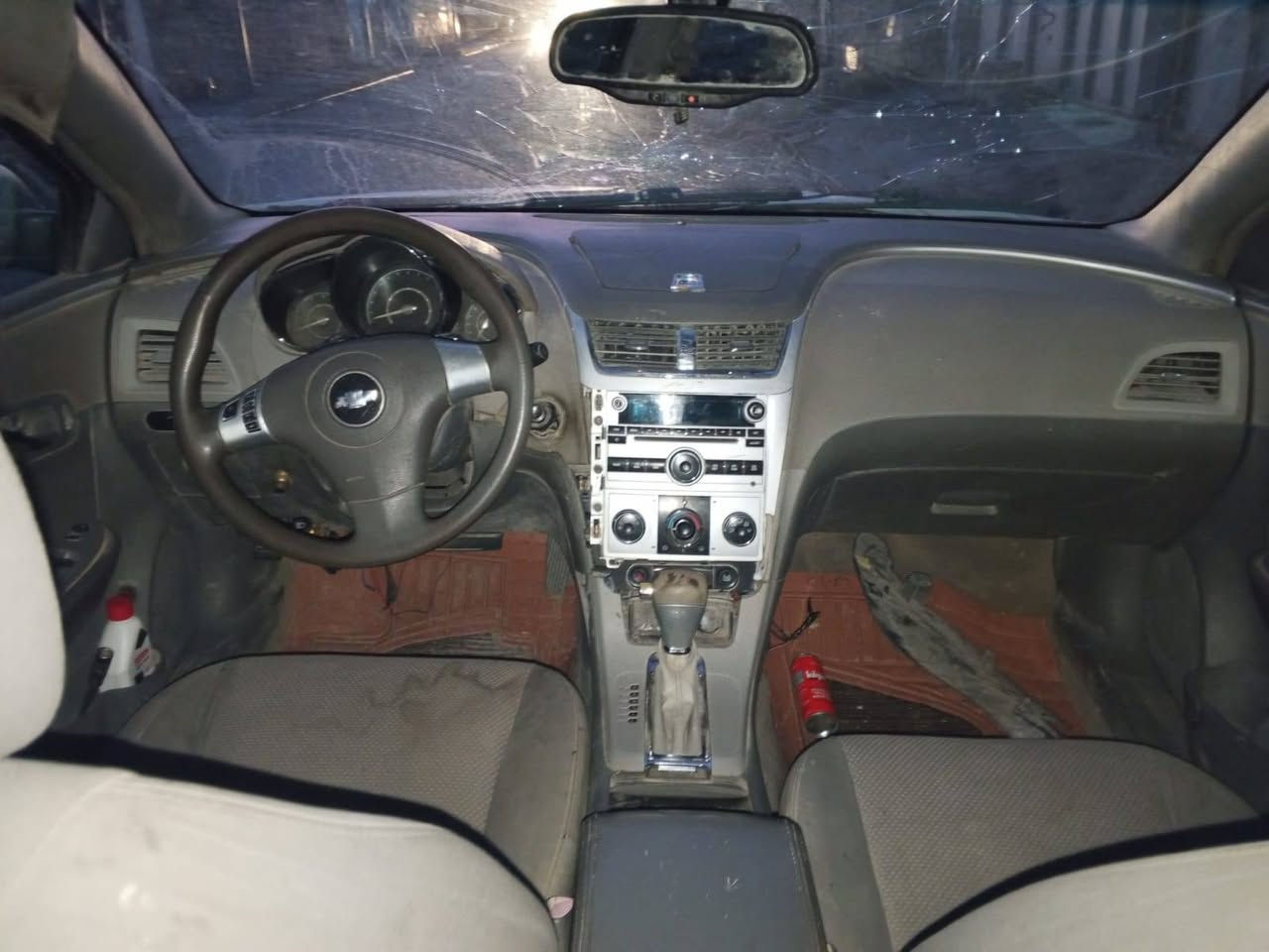 سلام عليكم
ماليبو 2008 رقم صدامي راعيها ما اندلها انطيك السنويه وروح دور عليه مكفوله سرقه وعشاير كير محرك جدد غرفه جديده صدرها فوك ال 70% السياره بيها خربطه بل كهربائيات السياره شغاله ابيعك كوم حديد وترهم مراوس السعر ٢٥ وبيها مجال 
رقمي ***********
