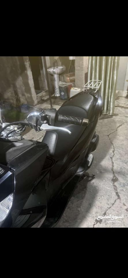 سلام عليكم بي سي اكس ممشه٢٧الف رمبه كله بحاله لوكاله نزلتها ع ايدي بيها ملاحضات بسيطه كدامكم الله شاهد جنطه مافاتح ولحد يكول تغني وهاي سوالف لتعبانه هواي ناس تكسر بحلال ناس سعر١٨ورقه وبيها مجال للشراي***********عنوان بغداد ابو دشير جيل اول ب١٦جاي يبيعونها بلرمبه
