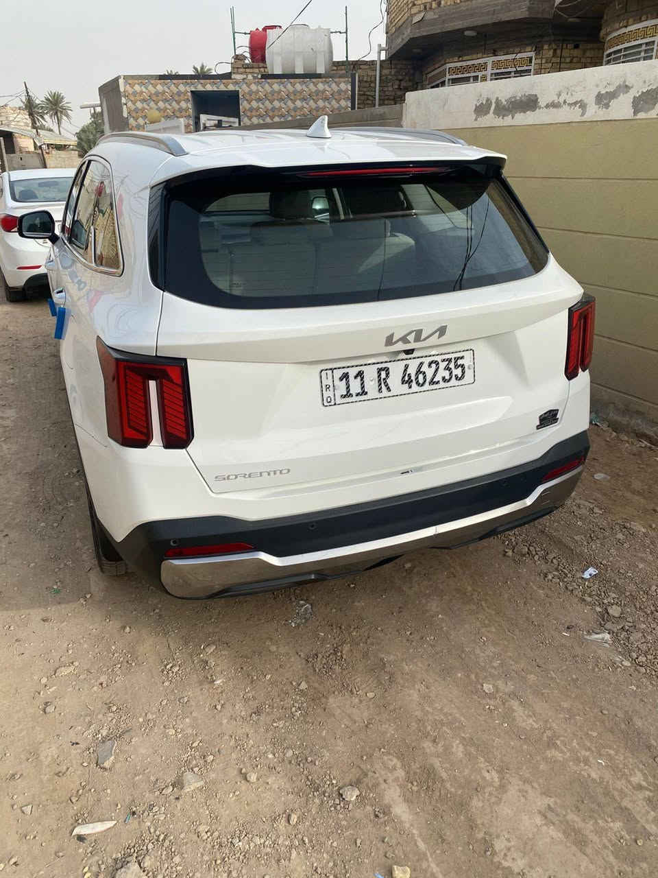 كيا سورنتو 2025 خليجي
ماشيه 20. الف كيلو فقط
رقم بغداد  
مكينة ستة سلندر كفاله عامه وعلى وضع الوكاله 

المواصفات :- 
ويل ٢٠ 
بصمة 
شاشة متصله
كير ماوس 
شفتات ستيرن 
تشغيل عن بعد 
حساسات 
ثلاث انظمة قياده 
شحن لاسلكي
جنطة كهرباء
الخ من المواصفات المعروفة …السعر 305 وبيه مجال بسيط 
مكان السياره  الديوانيه مركز 
***********
