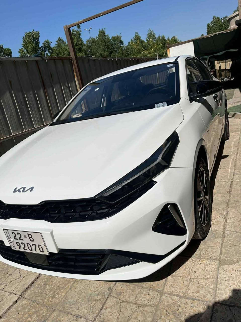 سلام عليكم
خليجي K3 

2022

رقم اربيل بأسمي السيارة 

وكالة تحويل 

فول مواصفات 

5 انضمة قيادة

تحكمات ستيرن

سلايد

كشنات جلد 

ماشية 47

مكاني بغداد 

138 وبيها مجال 

***********
