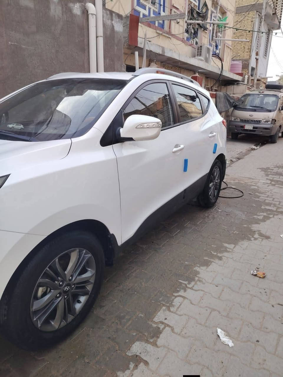 يا الله السلام عليكم
من رخصت الادمن 
توكسان 14 شكل 15 رقم نجف إنكليزي ماشيه 160 حقيقي مكينة 2000 مكفولة كفالة عامة من الضربة والتبديل والصبغ سبيره ما نازل سونار موجود السيارة جديدة بمعنى الكلمة وسعرها مناسب
السعر خاص راسلونا وبخدمتكم 
العنوان / النجف الأشرف


**إذا كنت صاحب هذا الإعلان وتريد حذفه لأي سبب، رجاءا أرسل رسالة إلى الدعم الفني**