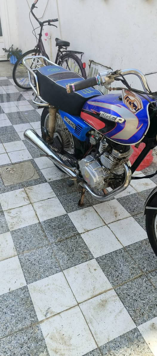 سلام عليكم دراجة اربعة كير تايكر للبيع موديل 2020السعر 550وبي مجال العنوان كوت شهداء  ***********
