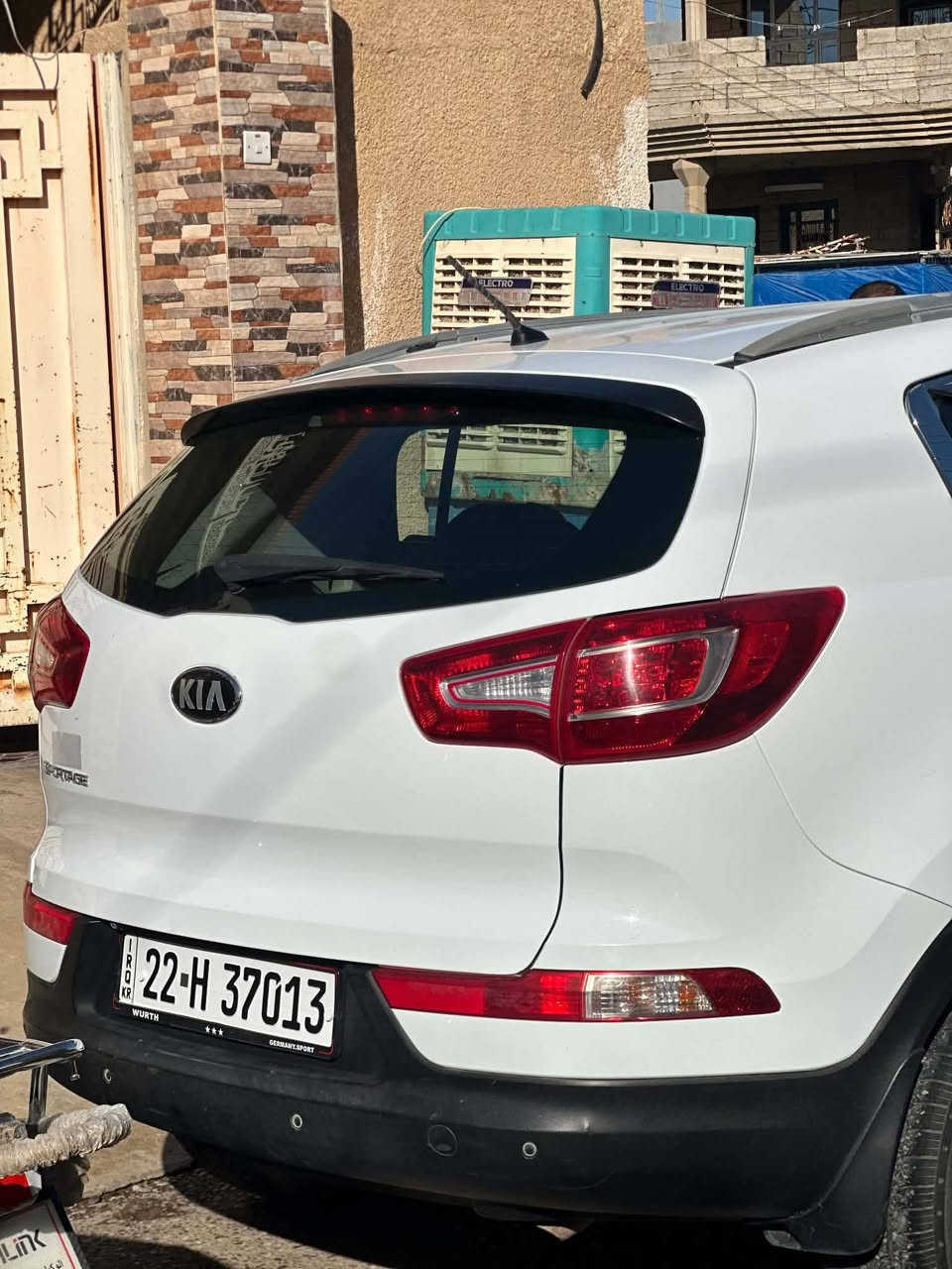 كيا سبورتج موديل 2014 خليجي مكفول من الصبغ رقم اربيل الجديد سنويه جديدة بسمنه شرط التحويل سياره كير محرك صدر كهربائيه شرط تبريد نقص راديتر فقط 
السعر 145 بيه مجال قليل الشراي يتصل على الرقم 
***********
