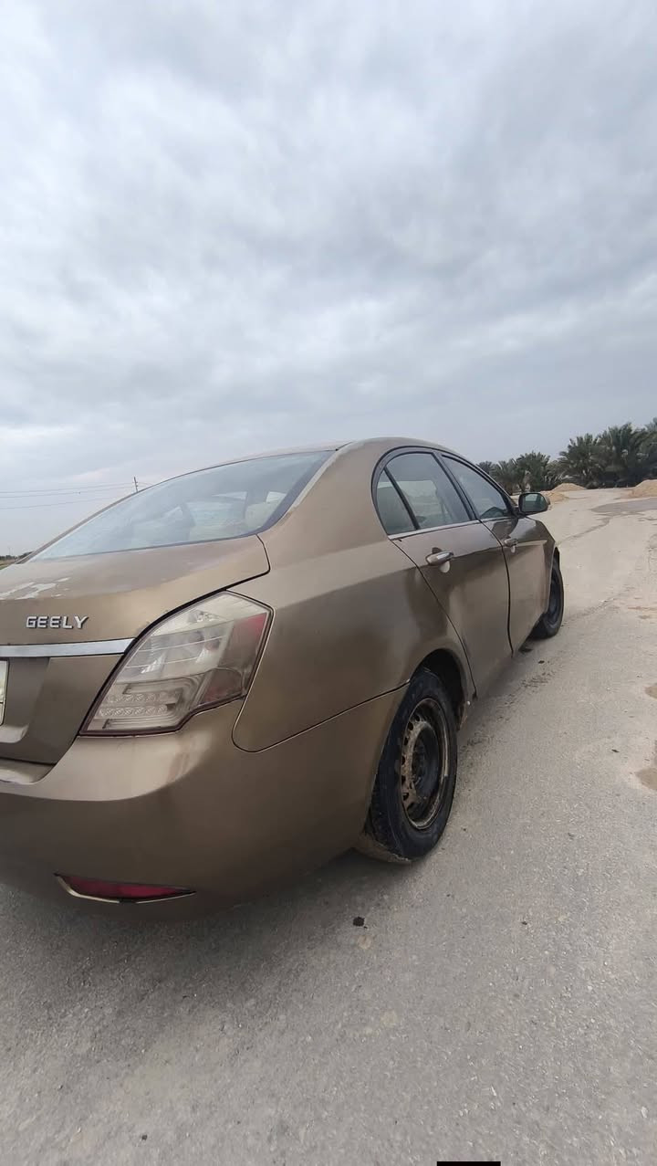 جيلي ام كراند موديل 2015
رقم مثنى كير اوتماتيك 
كهربائيات شغاله تبريد عوزه بس غاز 
العنوان الناصريه مركز 
***********
