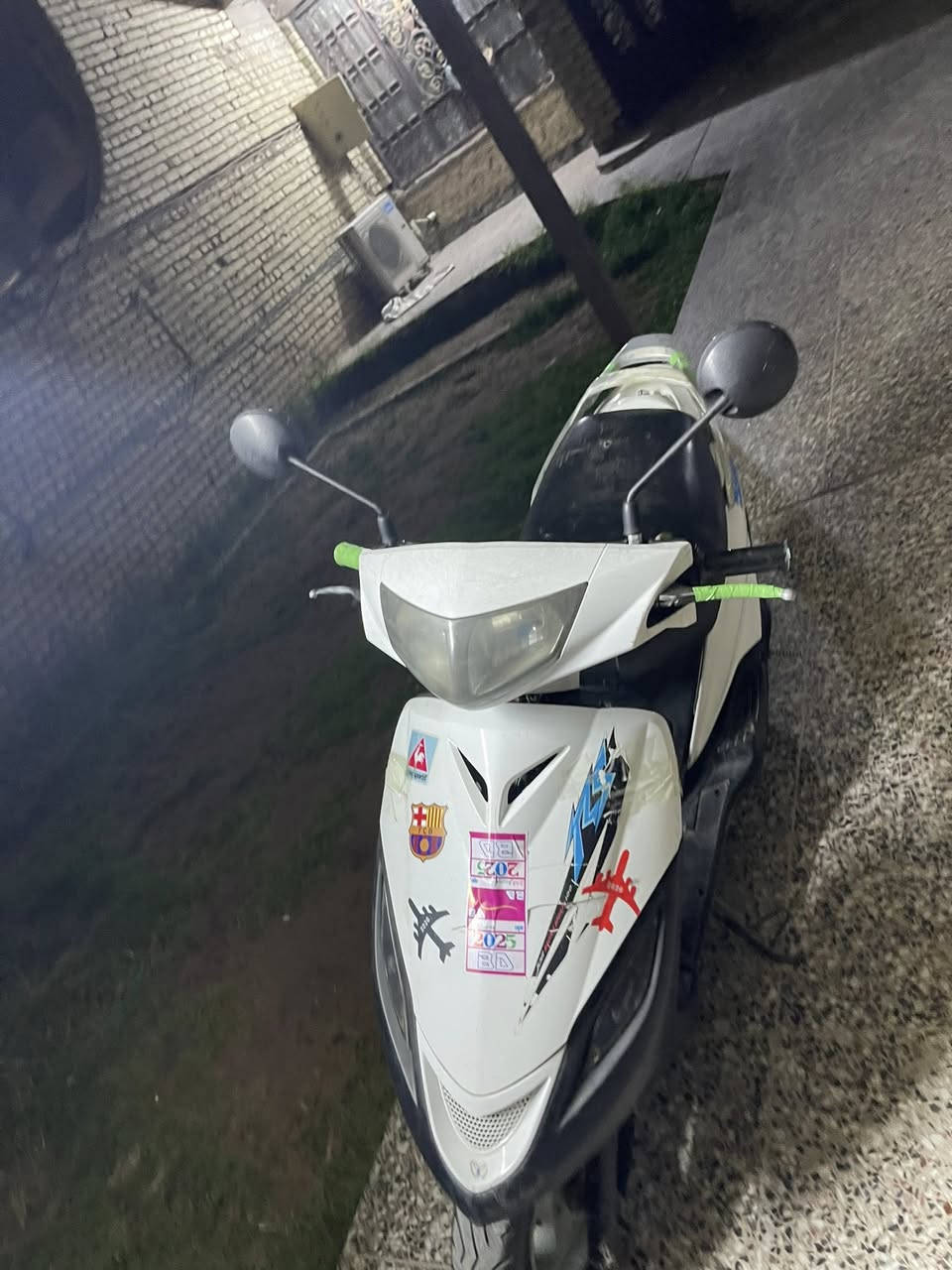 سلام عليكم دراجه ماكس البيع 350 بغداد جسر ديالى ***********
