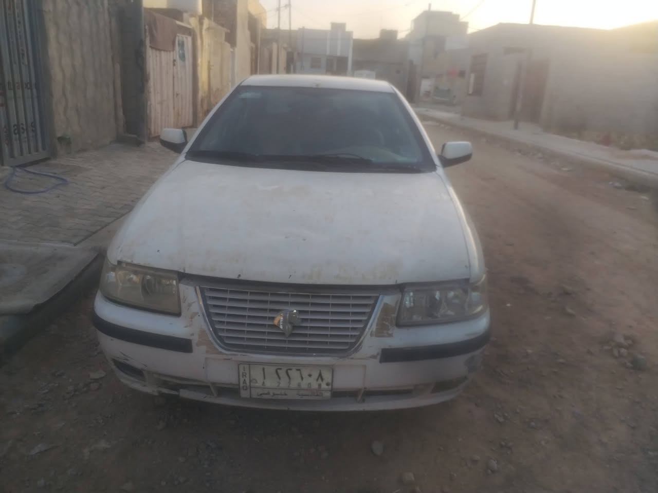 سياره سمت للبيع السعر ٣٠ وبيها مجال مكينه وكير مكفولات سيارة نضيفه بيضة حلوه معتاز الشراي يطب خاص وتصال على خط *********** اني معتاز فلوس
