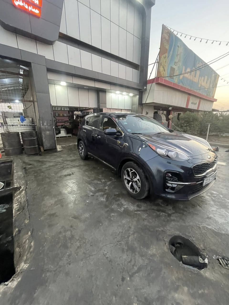 سلام عليكم ورحمة وبركاته سبورتج2021نص فول
ماشيه 40 الف سياره جاهزه ما ناقصه شي. سعرها مناسب.  مكفوله من صبغ. 145 مكانها كربلاء 

***********
