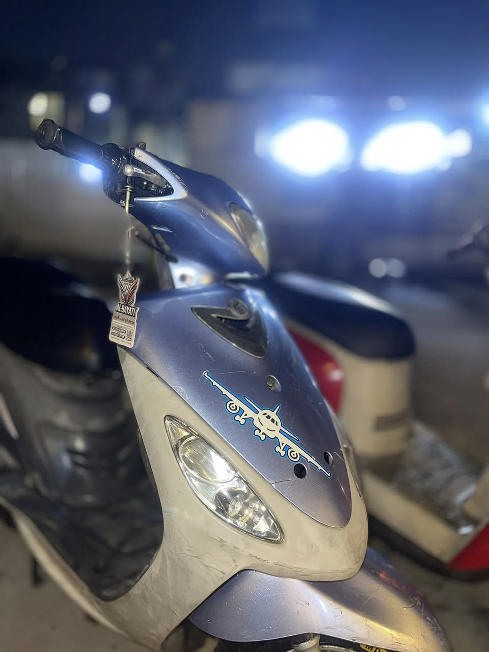 سلام عليكم 
ماكس منغولي ( قجمة ) للبيع 
الدراجة كاملة ونضيفة ختم واحد تخم تايرات جديد ادامة كلجات جديد شلعة ومعدل تشك الكاع عوزها فقط مجمع دكم مال لايتات عطلانة ودبل امامي تعبان وباتريها هابط فقط الدراجة اوراقها موجودة مكانها بالشعب للأستفسار خاص والسعر خاص او الأتصال على ***********
