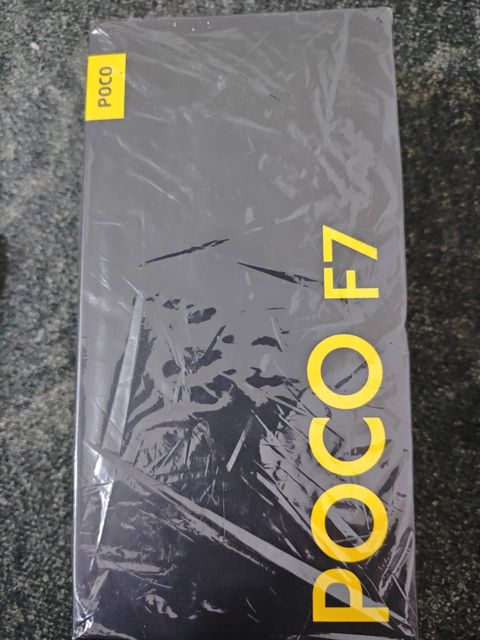 بوكو F7 مستخدم ايام فقط مشحون 18 مرة بحالة الجديد 
الذاكرة 256 
الشاحن 90 واط 
المعالج Qualcomm Snapdragon 8s Gen 4.
معالج الرسوميات (GPU): Qualcomm Adreno 825.
البنية: معمارية 64-bit بدقة تصنيع 4 نانومتر
السعر 410 الف قفل قفل
علما بأن سعر الجديد 506 الف


**إذا كنت صاحب هذا الإعلان وتريد حذفه لأي سبب، رجاءا أرسل رسالة إلى الدعم الفني**