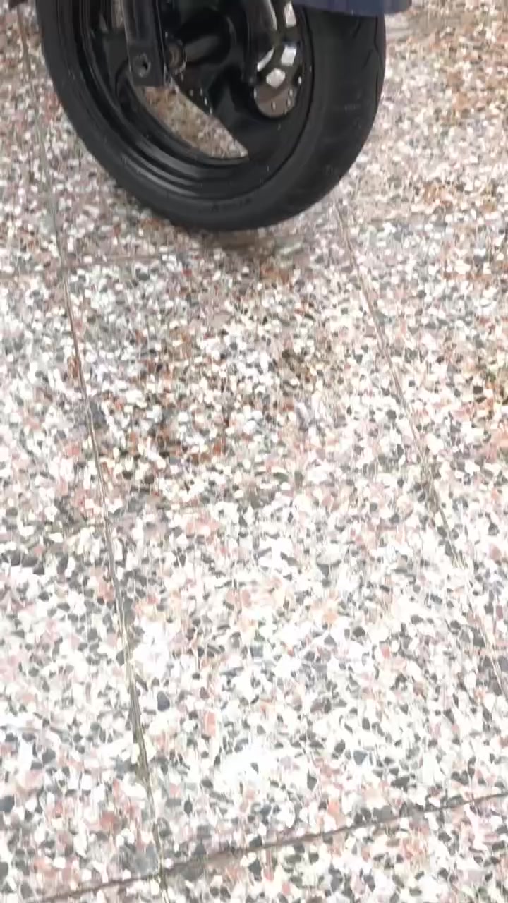 للبيع تيماكس2007 كفاله عامه السعر19وبيه مجال العنوان الدوره ابودشير رقم ***********
