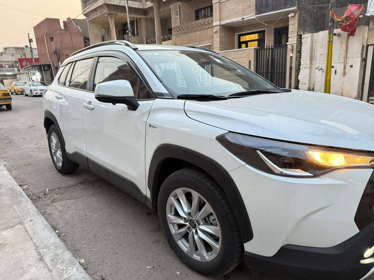 كورلا كروز الفول مواصفات
موديل 2025
ماشيه 3000 فقط 
رقم بغداد باسمي هزه وسنويه وارقام كلها جدد
بصمات الشركه عدد (2) 
(الارضيات كلهن جدد وياها )
فول مواصفات
جلد لونين
_کشن کهرباء 3 حركات
_اربع كامرات
_بلوجکتر
_أريل نفکیشن
_قطعتين تبريد
_حمالات سقف
_مطريات بلادي
_سلايد بصمه
_تحديد مسار 
_رادار امامي
_اتو هولد 
_ساید بريك بصمه
_تحكمات ستيرن 
العنوان بغداد 
_كفالة عامة من كلشي
للأستفسار📞: ***********
