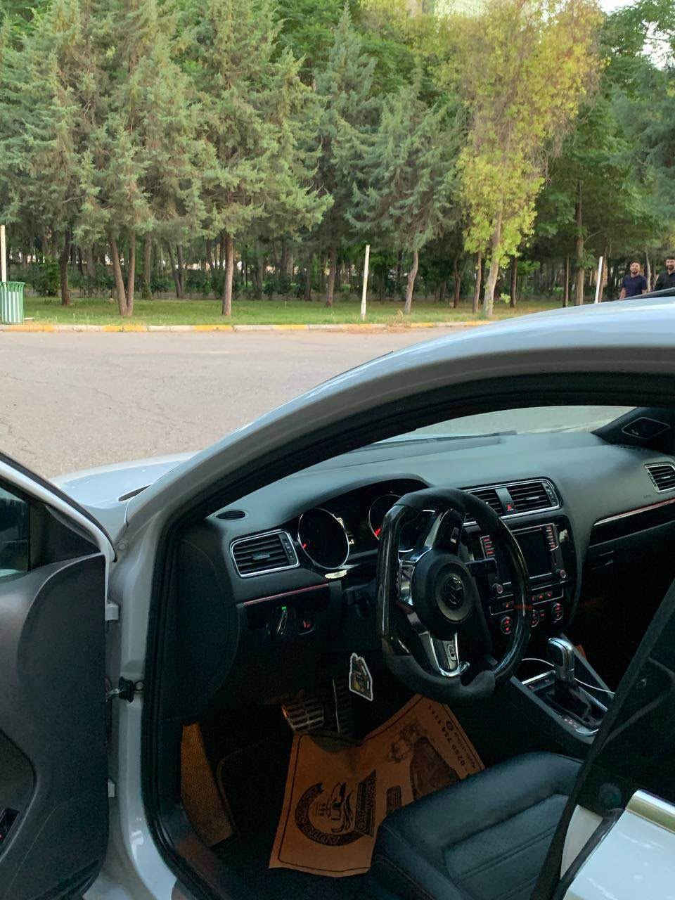 جیتا ٢٠١٨ GLI فول فول مواسفات 
بۆنیت و بستەک چاملغ بێ ژۆرێ ئێرباگ سوکان شان
٩٧ کم رۆشتیە بە شەرتی کۆمپیتەر 
داون پایپ و گزۆز کۆنترۆڵ و شوتەی K,n و وێل و دەستکاریەکی جوان و گەنجانەی لۆ کرایە 
بێ مەسرەف و بەناوکردن و هەموو شتەک بە شەرەت
نرخی ١٢٨$  مجالەکی زۆر کەمی تێدایە
(٠٧٥٠،٧٢٣،٢٦،٢٠)، أربيل, العراق


**إذا كنت صاحب هذا الإعلان وتريد حذفه لأي سبب، رجاءا أرسل رسالة إلى الدعم الفني**