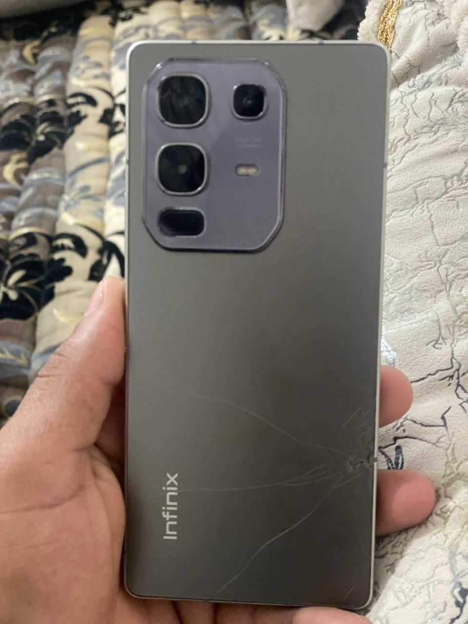 انفكس نوت 50 ذاكرة 256 الجهاز جديد فقط ضهر مفطر السعر انتصل ع واتساب ‏‪***********‬‏
