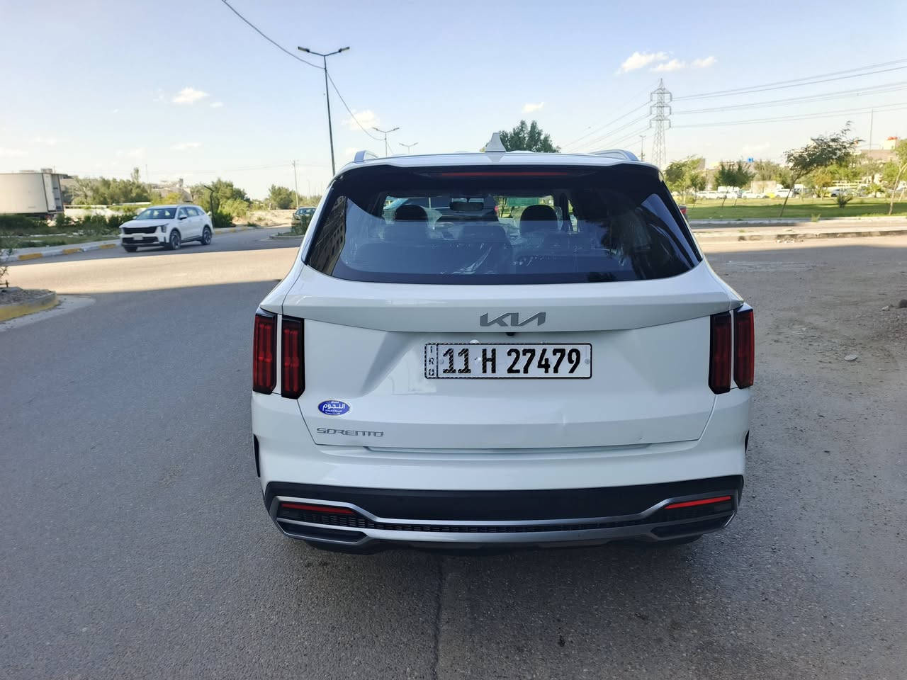 كيا سورنتو 2023  ( خـليـجـي )  شركه دوليه
مكفوله من الضربه والصبغ  والبارد 
رقم بغداد بسمي ارقام جديده وهزه جديده وسنويه
مواصفات
بصمه
تشغيل عن بعد 
كشنين كهربائي 
باب خلفي كهرباء  
نضام تزحلق ونحدار
نضام بريك ابي اس 
لدات اماميه خلفيه
نضام أوتو هولد 
لايت زنون
هاند بريك دكمه 
حساس امامي خلفي اصلي
شاحن وايرليس
3قطع تبريد
لد امامي بكلايت لد
شاشه كار بلي اصلي 
كروس سرعه شفتات بلستيرن
تحكمات ستيرن
سبعه راكب
ويل كب كروم
بصمه تشغيل وابواب 
6 سلندر  م3500  مامفتوح بلادي
كير مامفتوح بلادي   
ترحيب  
كامره دوارة      
مري شفط    اشاره بالمري 
برادات بلاديه
اربع انظمه قياده  Sport  eco cimfort   smart 
كشافات ضباب رباعي
علامة بالدواسه 
السياره جديده جدا جدا وحاط فديو للتوضيح  مكفوله من الضربه والصبغ والبارد  السياره جديده ماشيه37 الف بعدها بضمان الشركه دوليه
السعر 275$
***********

***********
