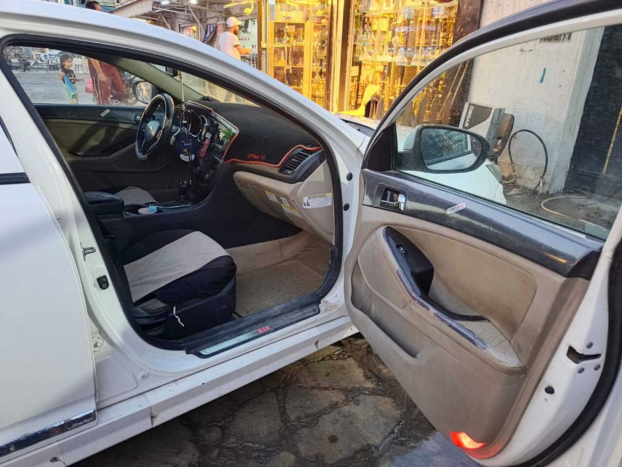كيا اوبتيما موديل ٢٠١٤ وارد خليجي محرك 2400 مكينة مكفولة  تبريد تدفئة شغال ١٠٠٪ صدر امامي خلفي جديد گير مكفول تايرات مري شفط اشاير بالمري رقم بغداد دولي و السيارة اباسمي تحويل ثاني يوم مكانها بغداد للاستفسار الاتصال على الرقم ‏‪7902230547‬‏0


**إذا كنت صاحب هذا الإعلان وتريد حذفه لأي سبب، رجاءا أرسل رسالة إلى الدعم الفني**