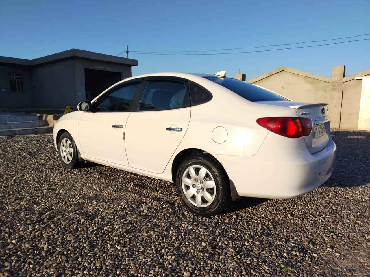 السلام عليكم
انترا موديل 2011
كلين بدون صبغ و ضرر 
محرك 16 
للستفسار الاتصال على ‏‪0774 088 4386‬‏
