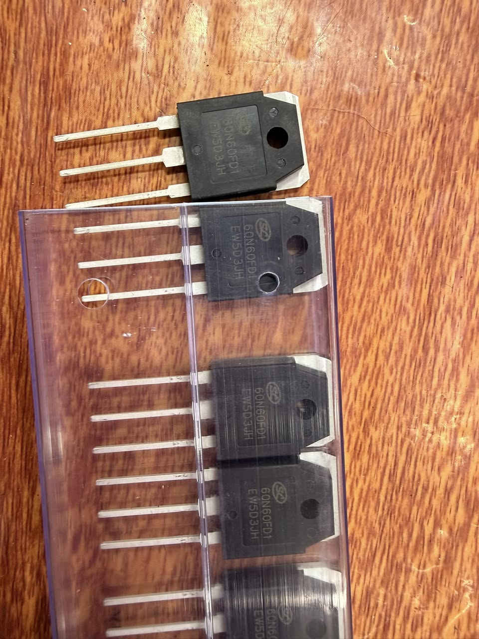 متوفرجملة مفرد لمعرفة الاسعار مراسلة الصفحة 
او على الواتس اب***********
جميع القطع ضمان من اجود النوعيات 
يوجد توصيل جميع المحافظات
جميع مايحتاجه مهندسين الصيانة وباسعار تنافسية
وكفائة عالية
