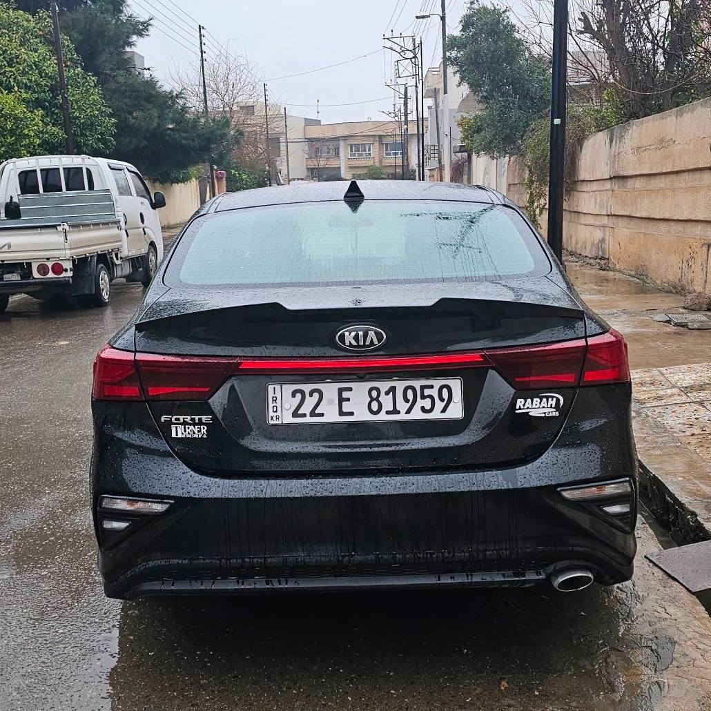 كيا فورتي 2020
اسود نص فول
ماشية 100m
بأسمي 
ضرر جاملغ يمين تبديل
وكلير جاملغ خلفي 
السعر (142)
مكان السياره موصل 
للتواصل ***********
