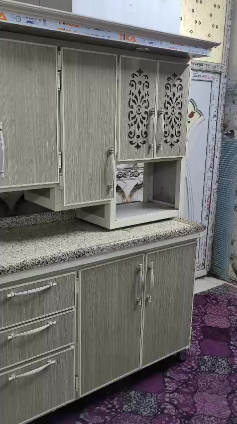 تزكام اخو الجديد
الشراي يتصل***********
بغداد منطقه الرشاد
