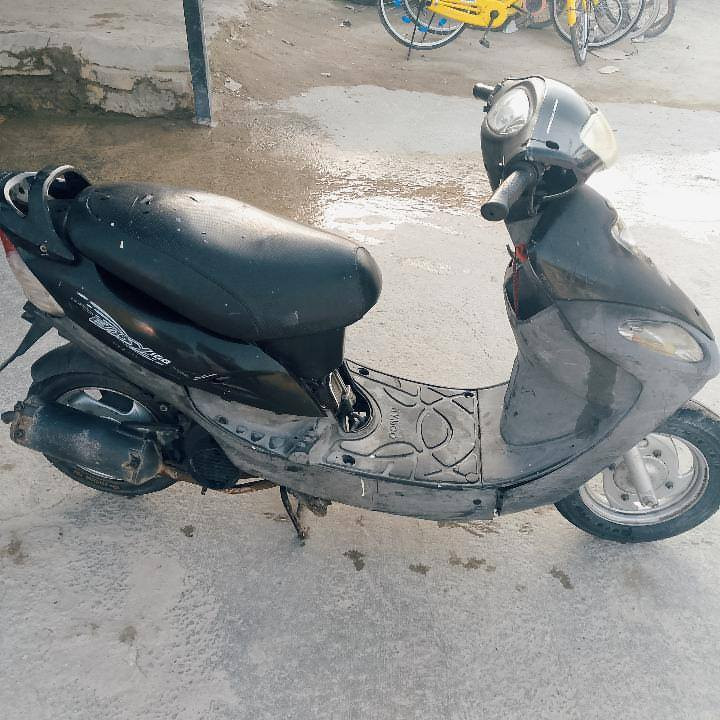 دراجه ماكس للبيع كاملة مكملة نكرة سلف نظيفة اللي يريد يشتري يدز خاص مستعجل عليها
***********
