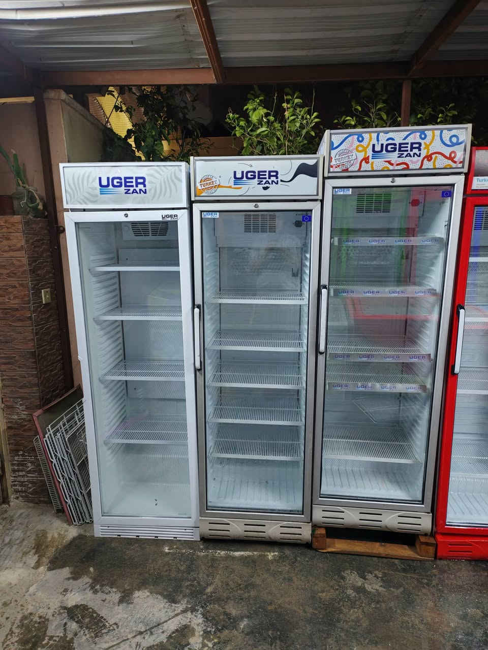 عارضات للبيع تركي الأصلي اخو الجديد الشراي يتصال *********** واكو توصيل مكاني جميلة ضمان شهر
