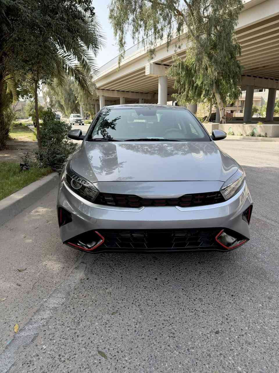 فورتي وارد امريكي 2023 ماشيه 13 الف. دخول جديد بدون رقم حادثه بنيد مبدل وجاملغ مصبوغ سياره بعده جديده 
رايده 144 بدون رقم. ورقم يكلف 15 ورقه اذا تريد ارقمه الك
مكاني السيديه 
***********
