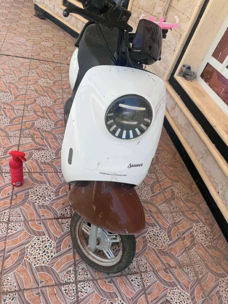 السلام عليكم ورحمة الله
باسكل شحن للبيع 

مواصفته👇

1️⃣:نوعه باندا  

2️⃣:اربع بطارت كبار 🔋

3️⃣:لايت عدسه عالي +ناصي 

4️⃣:سويج +بصمه 

5️⃣:مساحه تخزين جبيره 

6️⃣:اشاير + هورن بوش 

7️⃣حجم الملف : 800 

8️⃣حجم الڤولتيه :48

9️⃣:سنة الصنع: 2025

الدراجه نضيفه تجي وتفحص وين مايعجبك 

مكاني بابل المحاويل رقمي ‭***********

والاستفسار اكثر اتفضل خاص 

ملاحضه🖐️ الدراجه مع كامل ملحقاته 👋
