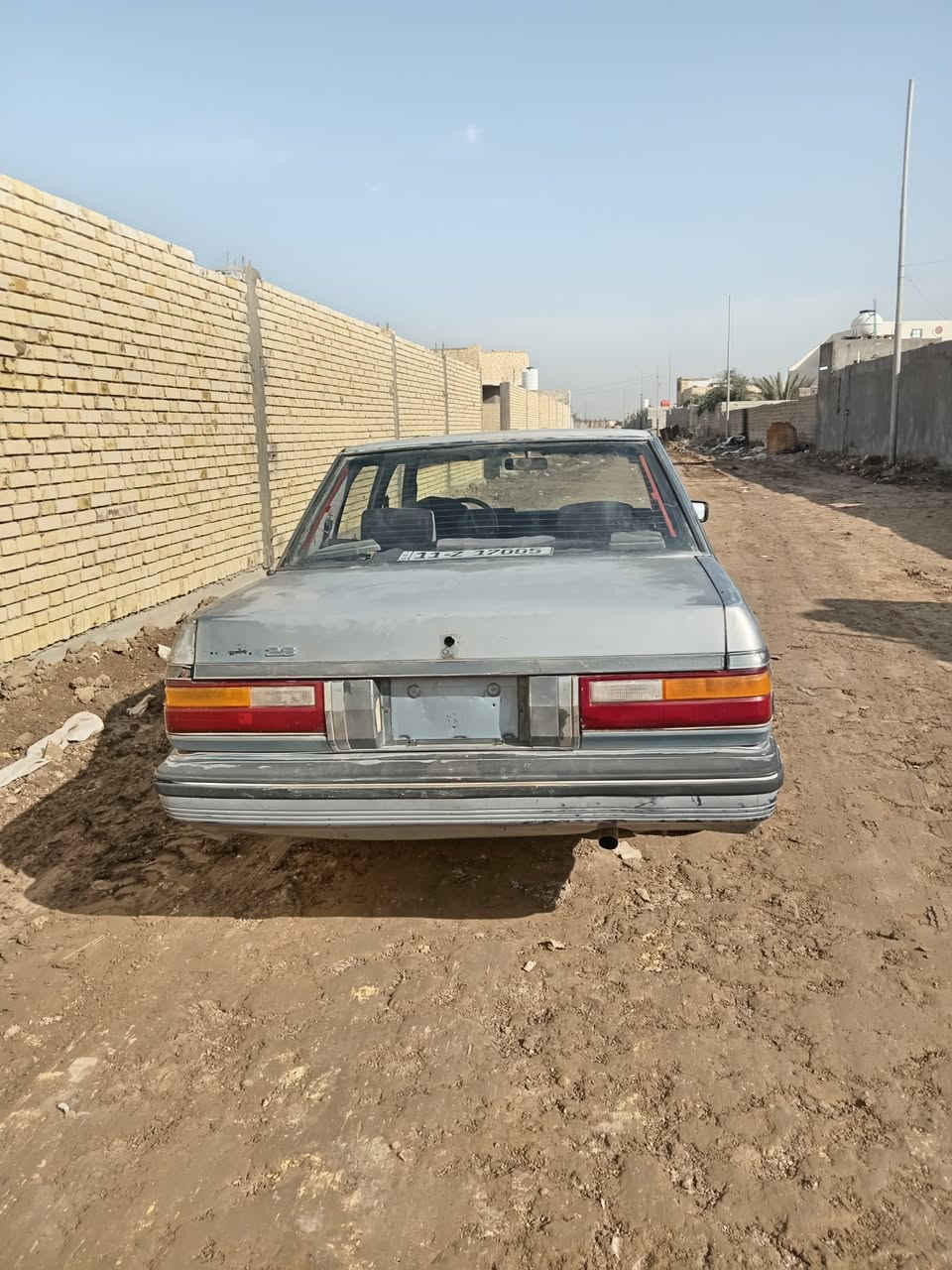 سلام عليكم
للبيع سوبر موديل 1985 رقم بغداد انكليزي حلو  مداور ثاني يوم مكينه وكير مكفولات شرط اطيك تراي وين ما تريد حداديه زينه 
تواير نضيفات دواخله نضيفه و كشره نضيف ما بيه خياس كهربائياته كله شغاله
مكاني ناصريه
للاستفسار ***********
