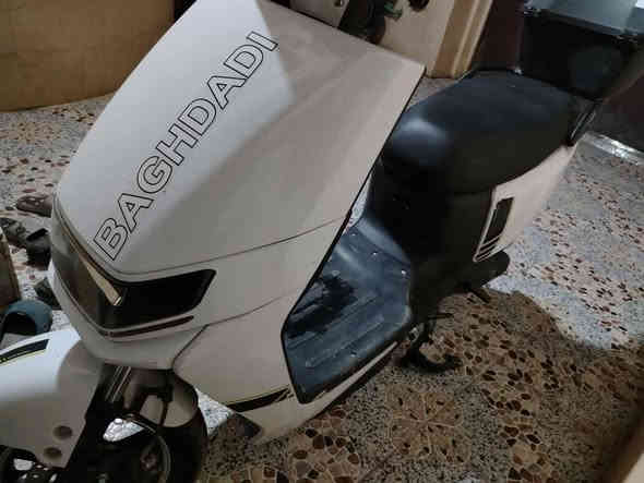 ماطور شحن لبيع فقط
الماطور لوك 6 بطاريات  
ضد الماء ماطور استخدام شهر او نص فقط
العنوان حي قدس السعر 525 الف وبي مجال لطيبين
اتواصل مع هذا رقم ***********بي واتساب
