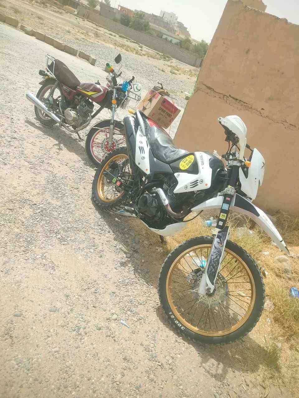 السلام عليكم قفاز للبيع
موديل 20
سولنك
محرك 200 معمر جديد كامل
شغل ومش
السعر 650بي مجال
***********
