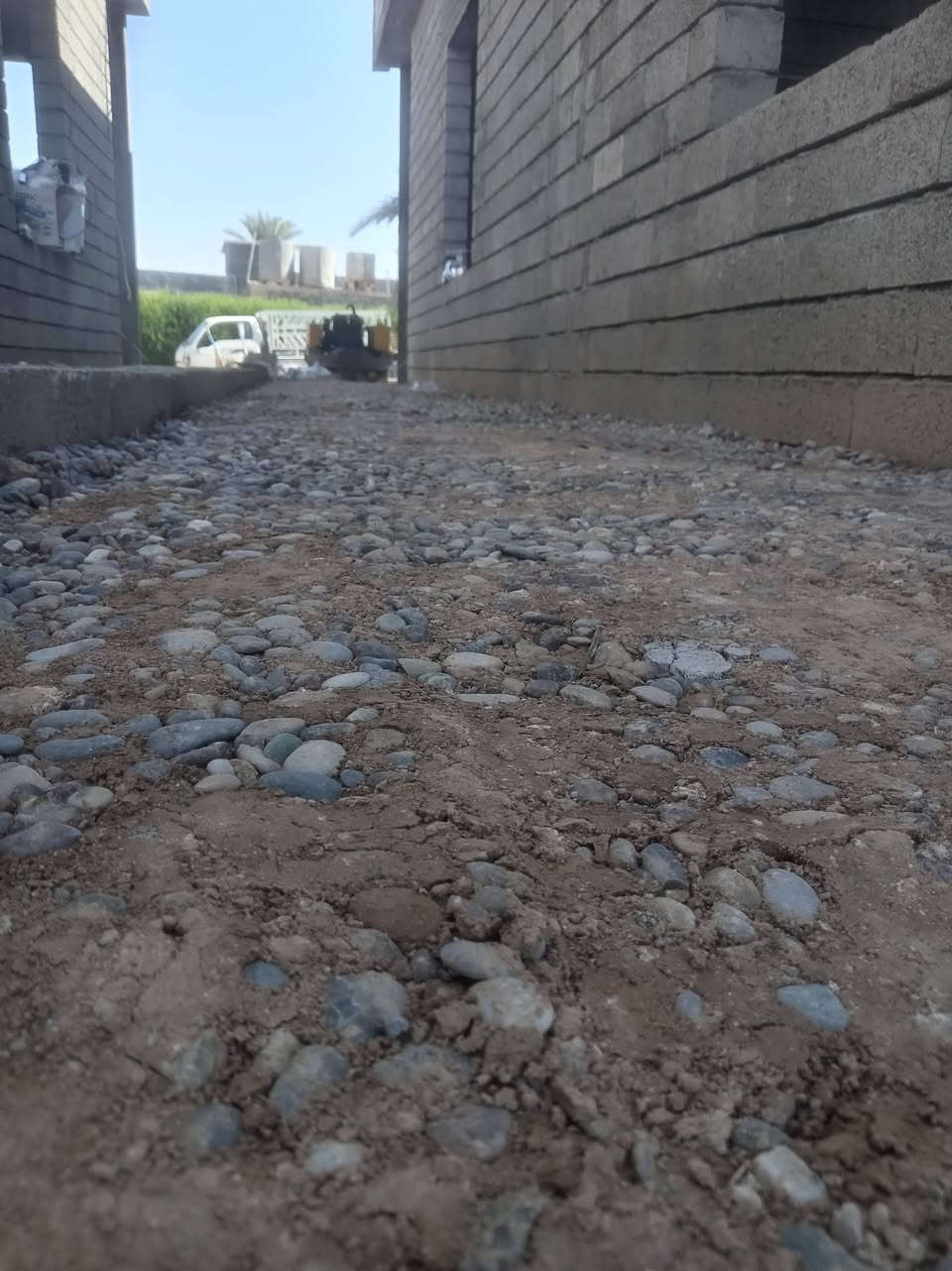 السلام علیکم
توجد حادله لحدل ارضيات بيوت وقاعات واساس وارصفه وملاعب ومحلات ومقرنص هزاز قوي بأي وقت وأي مكان نعمل وعمل بما يرضي الله واسعار مناسبة.. ***********........... ***********
