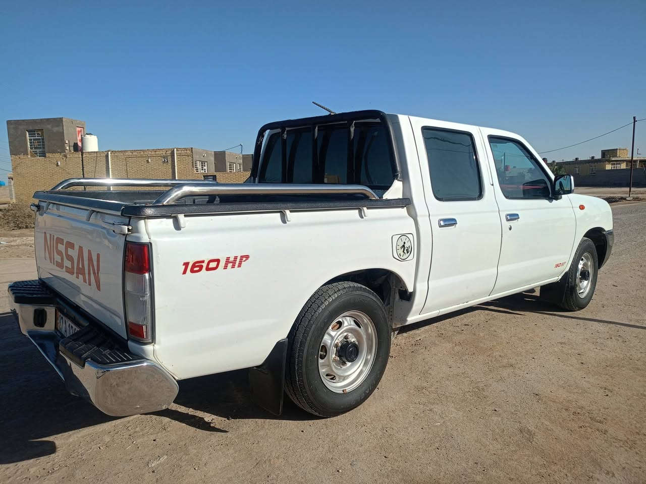 سلام عليكم نيسان موديل 2013 رقم ذي قار دولي سياره مكفوله من ضربه و صبغ و تبديل بيه تكحيلات بسيطه تخم تاير توني شادهن مكان سياره ناصريه /الغراف  ***********
