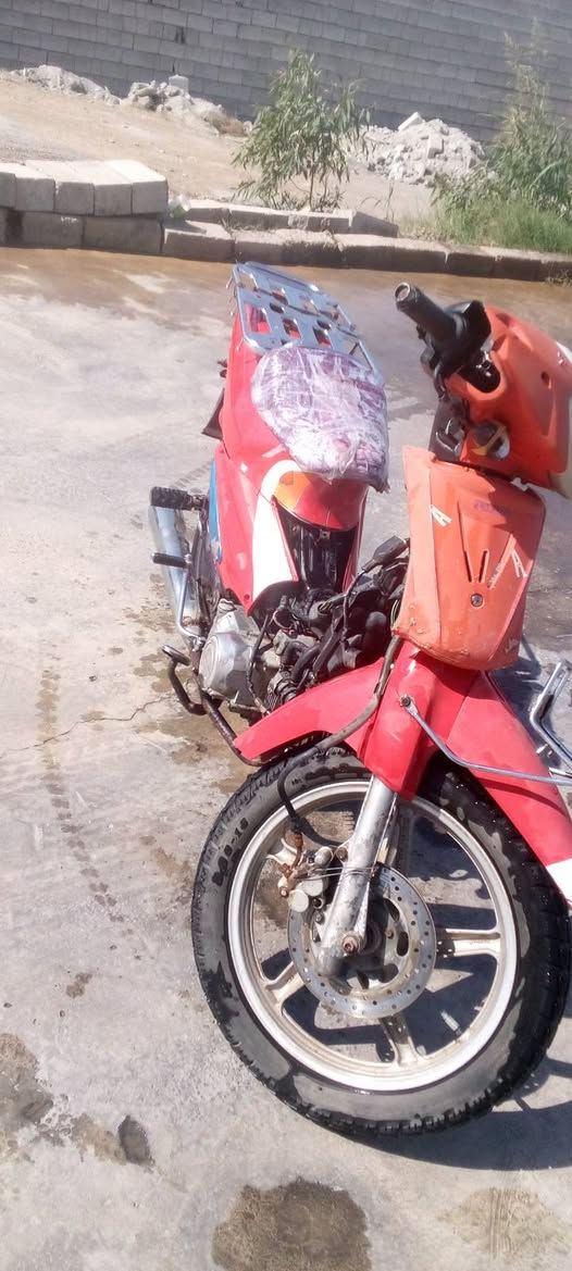 الموطور للبيع السعر 225
شغال


**إذا كنت صاحب هذا الإعلان وتريد حذفه لأي سبب، رجاءا أرسل رسالة إلى الدعم الفني**