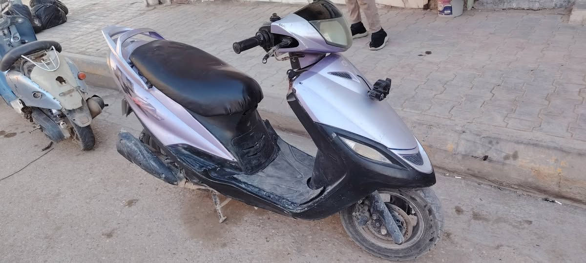 دراجه ماكس ثعلب للبيع شغالة سلف هندر اشاير لايت دراجه كاملة السعر 375 وبيها مجال للاستفسار الاتصال على الرقم ***********
