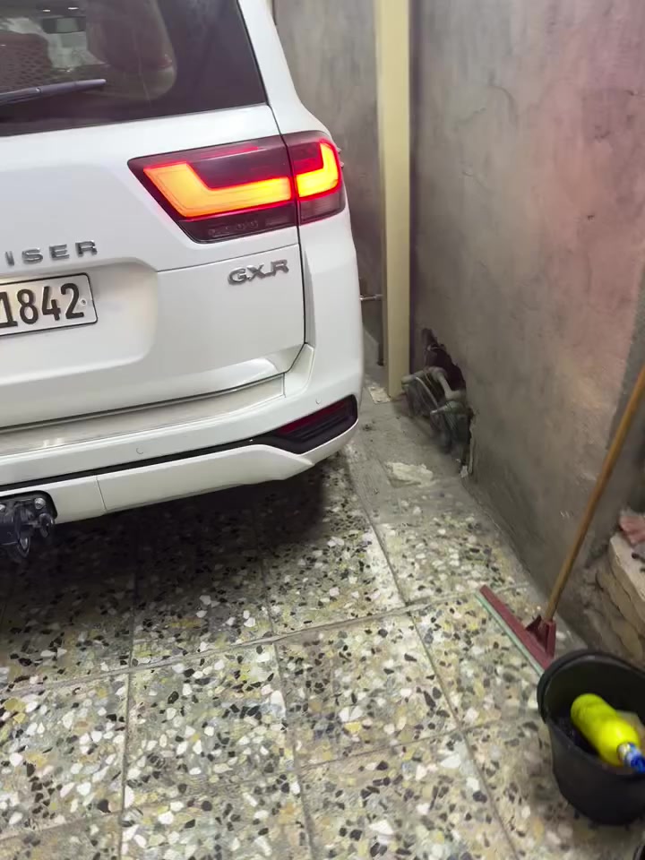 سلام عليكم لانكروزر مكينه 4000 تنفس طبيعي موديل 25 ساز بعدهه زيرو ماشيه 350 كليو سعرهه 70000 💲قفل ***********
