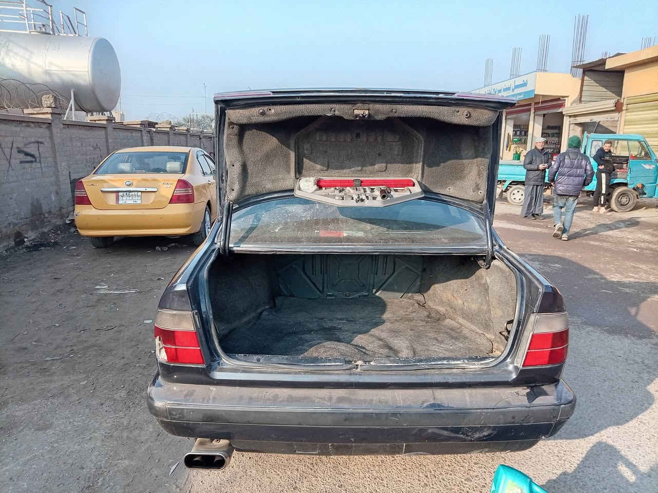 سلام عليكم ورحمة الله وبركاته
بيئم موديل 1990 سياره خير من الله كير مكينه
خير من الله مصبوغه جماليه تحويل مباشر
رقم صاحب السياره 
*********** واتساب موجود
السعر 62 ورقه وبيه مجال
