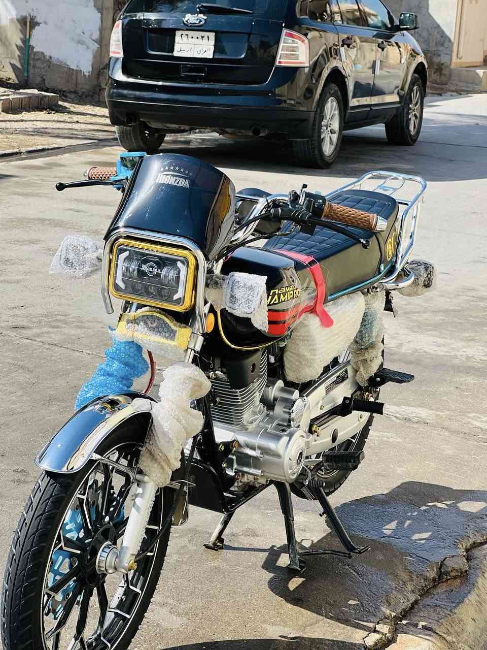 سلام عيكم اخوان دراجه نامه ابرو 200صفر ماشي 1530الدراجه فول فول نضافه شهر الواحد طلعت من المعرض الدراجه للبيع موجود خاص***********
