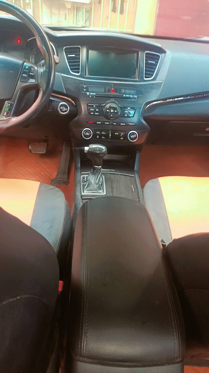 السلام عليكم كيا كادنزه للبيع مديل 2012محرك 6(3300)مكفول مبدل طابوكه بيها 3قطع صبغ باب لسايق ولصفحه لثانيه بيها باب وخاملغ خلفي ولباقي كفاله بدون دواخل بدون معجون بس رش لسياره رقم ديالى بسمي وجاهزه ع اخر حبايه من تبريد وحداديه وتخم تاير وكهربائيات كير ومحرك مكفولات
مواصفات لسياره فول عد لفتحه
بصمه تشتغيل وبصمة ابواب +اشارة ترحيب عنده لاقتراب
كامره اماميه +خلفيه +شاشه كبيره+اوامر صوتيه
فول تحكم استيرن+استيرن تدفئه+مثبت سرعه
حساسات اماميه خلفيه
تبريد قطعتين
كشنات جلد +لكشنات لاماميه كهرباء+تدفئه وتبريد بلكشنات
ارضيه جلد جديده
سايد بريك بصمه 
للايت عالي ناصي زنون اصلي 
مري شفط +اشاير بلمري
اناره داخليه بلادي
بك لايت لد  
سعر لسياره (97)وبيها مجال للطيبين
مكاني بغداد ***********
