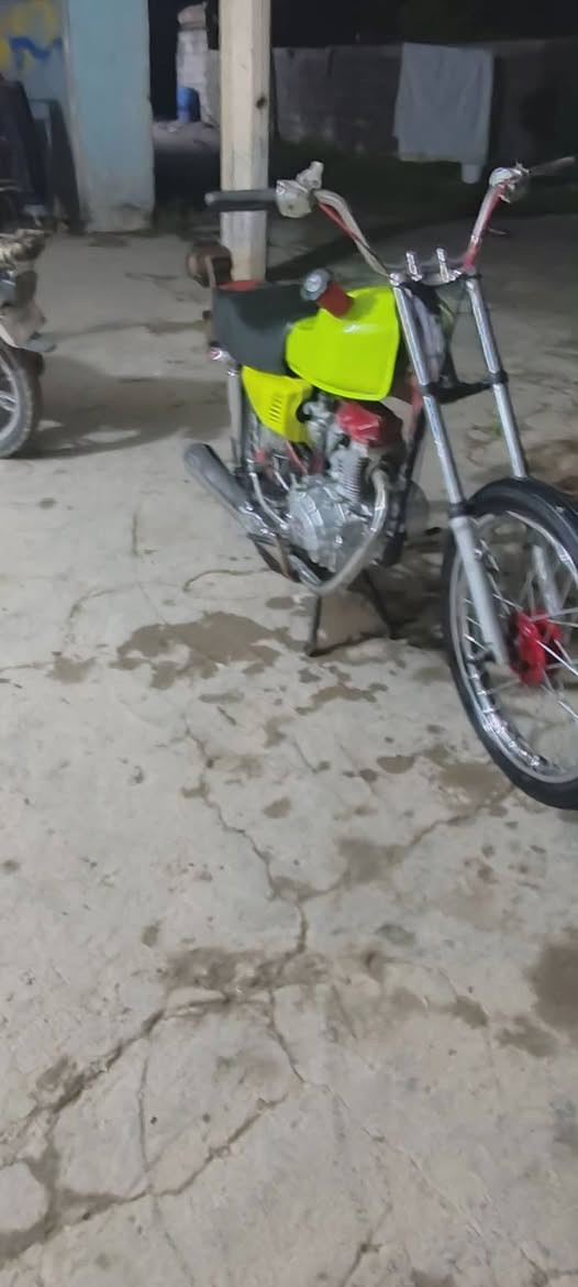 سلام عليكم دراجه م وس  دراجه كامله نامه مراوس بيع مكاني ديالى بعقوبه دراجه حربي 8


**إذا كنت صاحب هذا الإعلان وتريد حذفه لأي سبب، رجاءا أرسل رسالة إلى الدعم الفني**