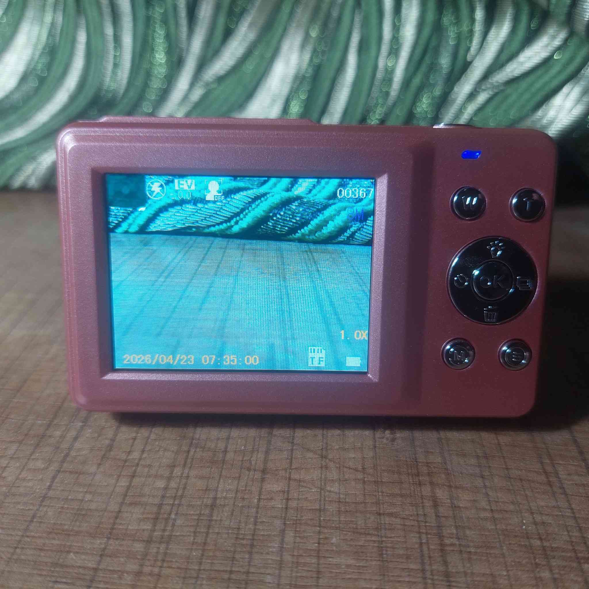 توفرت الكامرة الوردية الكيوت 🍓
السعر 20 الف


**إذا كنت صاحب هذا الإعلان وتريد حذفه لأي سبب، رجاءا أرسل رسالة إلى الدعم الفني**