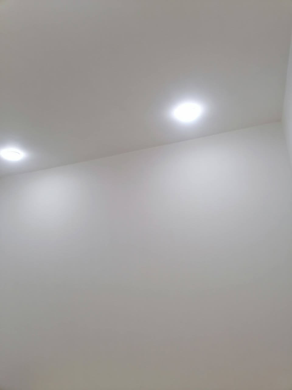 دار للبيع 100 متر حي الوفاء. جديد مامسكون    يحتوي على ثلاث غرف نوم للاستفسار الاتصال على الرقم *********** او مراجعة مكتب الگرعاوي
