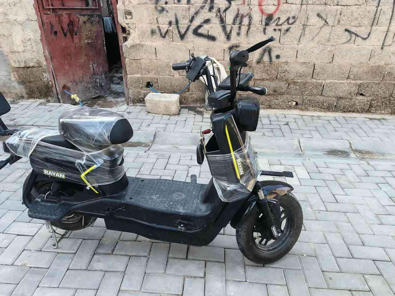 سلام دراجه شحن موديل 26حجم 16تحتوي على 3بطاريه وحده جديده بل كارتوعليكمن مبدله كهربايات كله شغاله سعر 200بيه مجال بلاديعنوان بغداد سبع قصور تصال ***********
