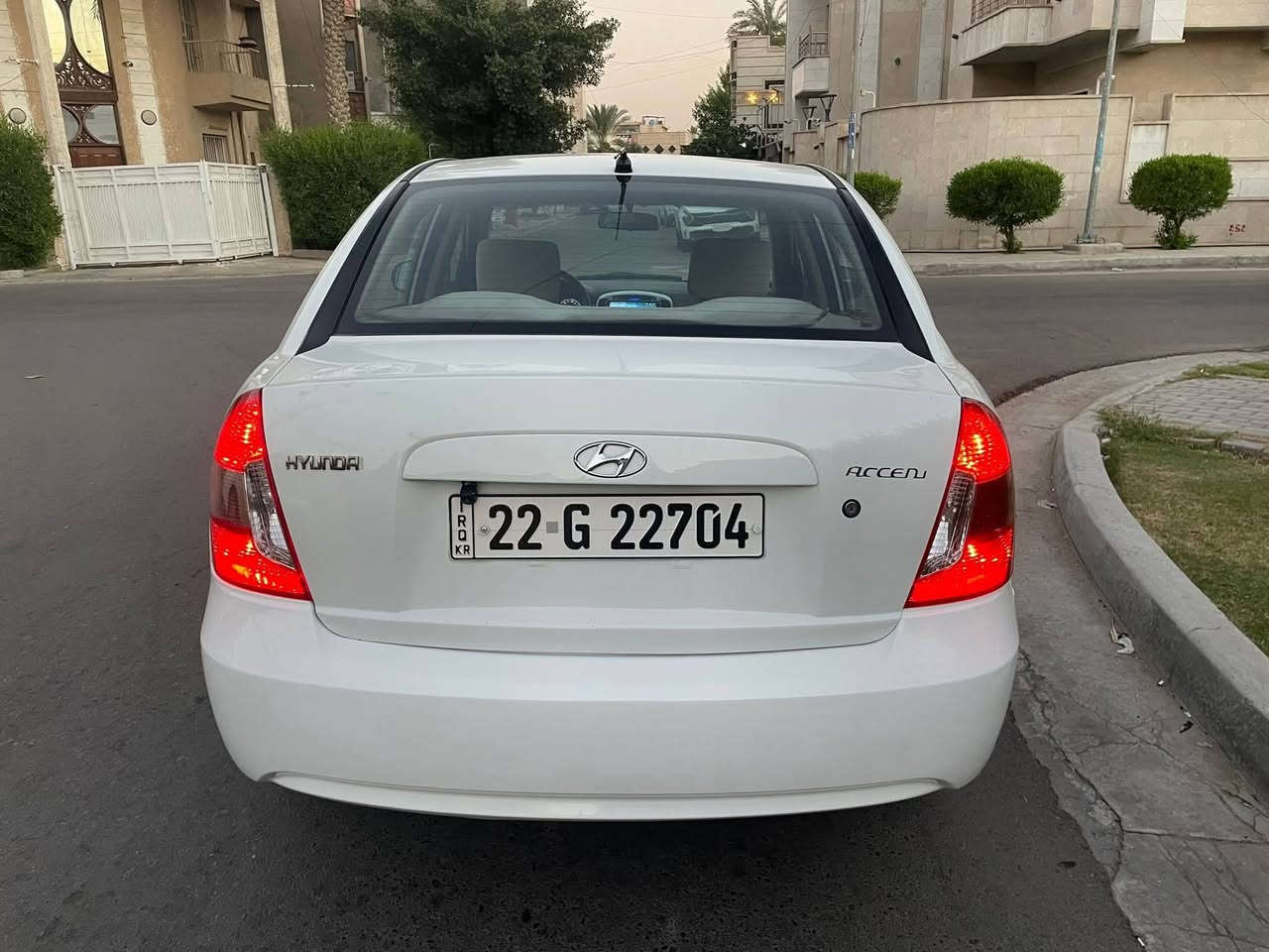 ***********   جديده  وحلوه  وجاهزه
اكسنت ٢٠١٠ خليجي
 محرك ١٦٠٠ سيارة نظيفة وجاهزه 
بيها جاملغ خلفي صبغ 
وبيها ٣ قطع مفتوحات ابيع تبديل اصلي بدون ظربة بدون دواخل 
سونار موجود 
سنوية ورقم وهزه كله جديد
تحويل ثاني يوم 
شاشه وكامره 
غرفتها  جديده  
كير  محرك  خير من الله 
صدر امامي  خلفي  جديد 
تخم تاير  وباتري  جدد
هزه قبل سبوع مسزيها
 مكاني بغداد الاعظمية 
السعر ٨٣ ورقة
 اتصال 
***********
