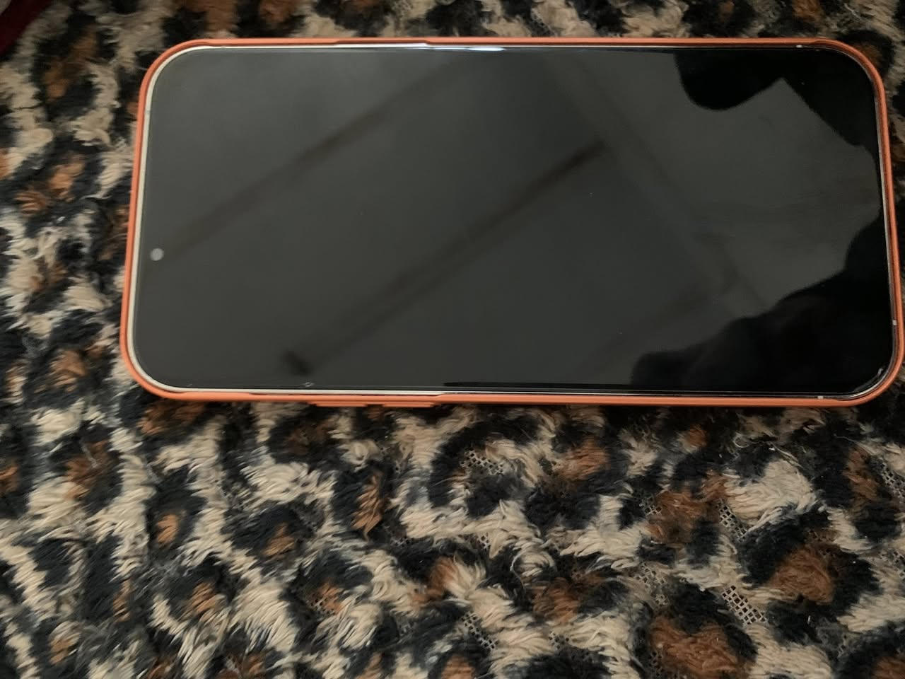 سلام عليكم ايفون 13 برو ماكس ذاكره 256 بطاريه 92 مرفوعه ع ايدي جهاز خدش مابي نظافه وانساه ب لشحن استعمال شخصي كله وتر تفحص وين متريد 

مكاني بابل قضاء القاسم عليه السلام 
السعر 700 

رقم الهاتف ***********
