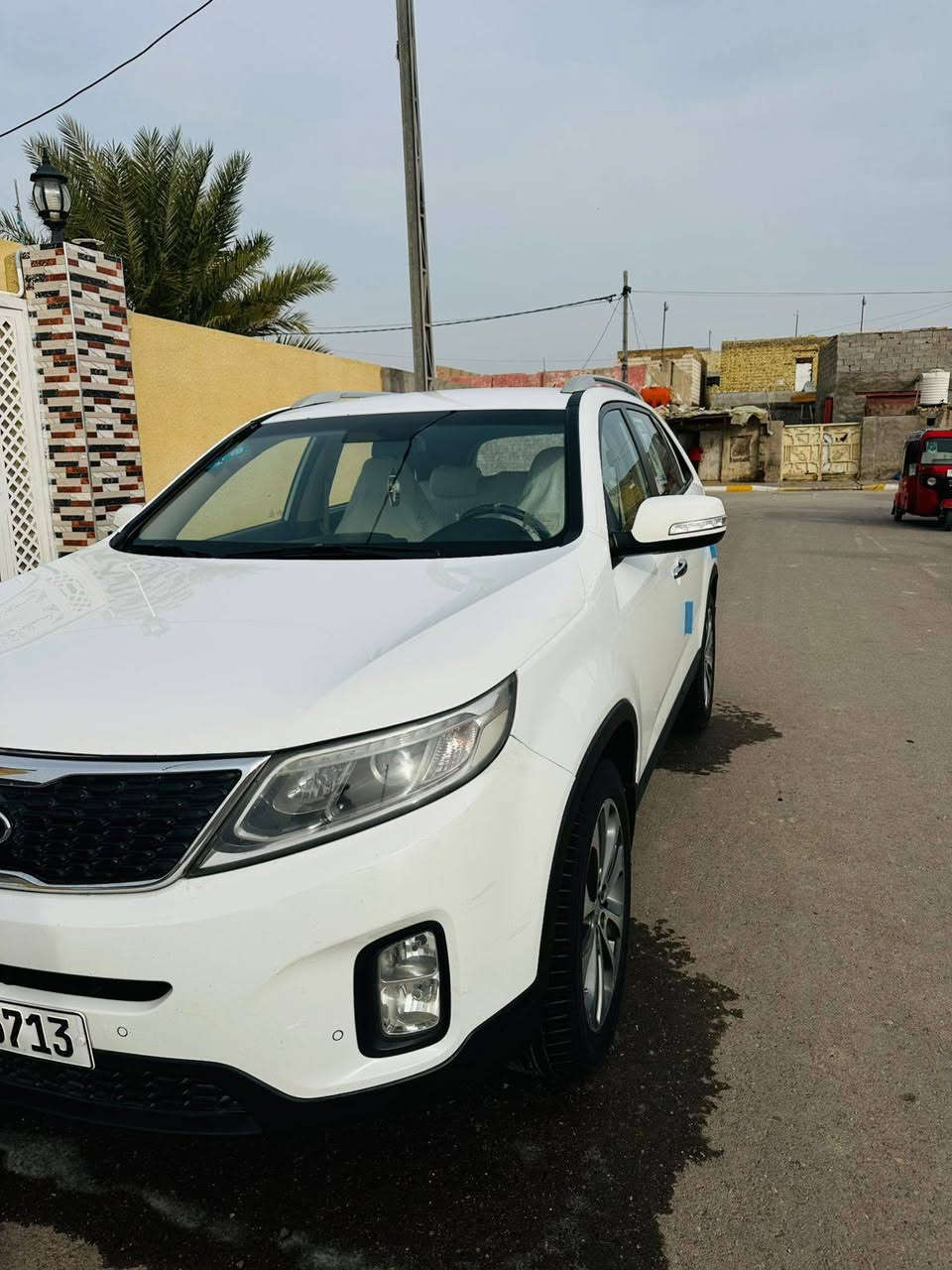 السلام عليكم
سورنتوا خليجي موديل2014 بأسمي
مكينه اربعه سلندر 2400 كفاله من التبخير والتنقيص
بصمة ابواب وتشغيل كشنات كهربائيه جلد سبعه راكب تلفزيون وكامره دواره ثلاث انضمة قيادة 
ويل كروم تخم تاير وحداديه وتبريد جديد سونار مرفق بالصور بيه صبغه بسيطه بجاملغ اثر شخط
السعر١٦٣ وبيه مجال بسيط
***********
*********** 
واسط الحي
