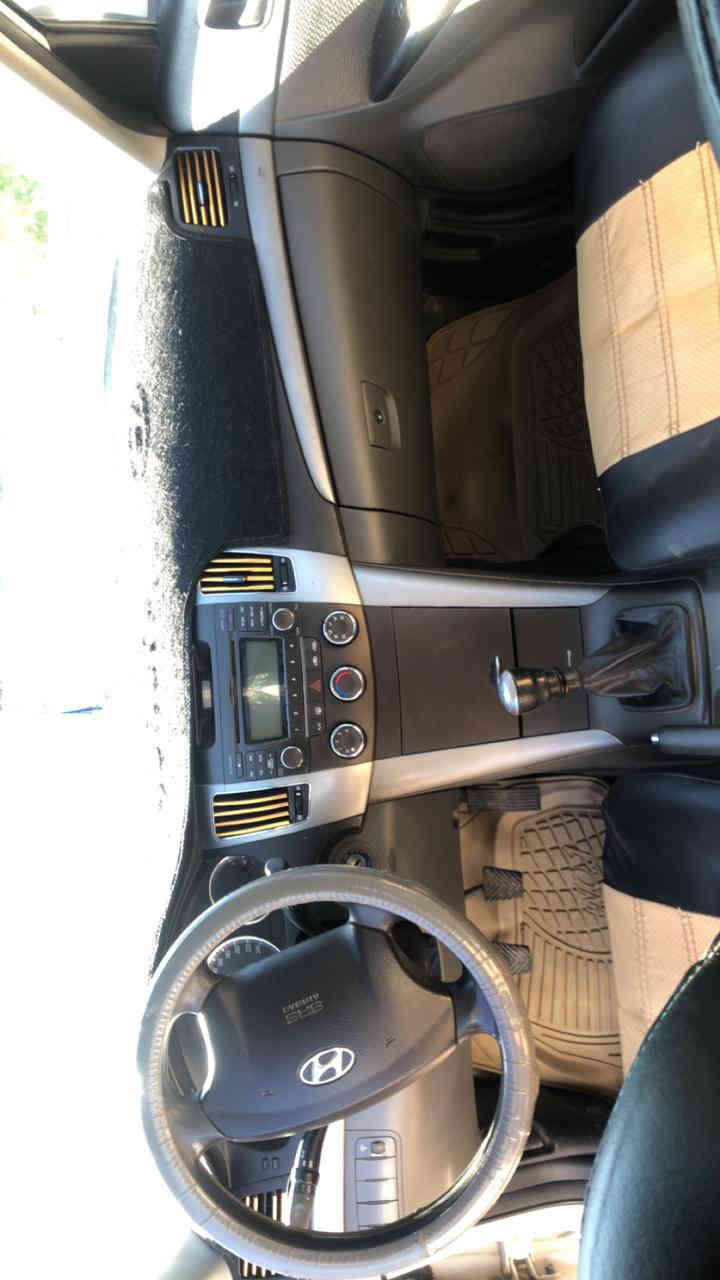 سلام عليكم سياره للبيع سوناته موديل ٢٠١٠ خليجي كير عادي للبیع السعر 115 وبیها مجال رقمها کرکوک العنوان قضا الدبس ***********
